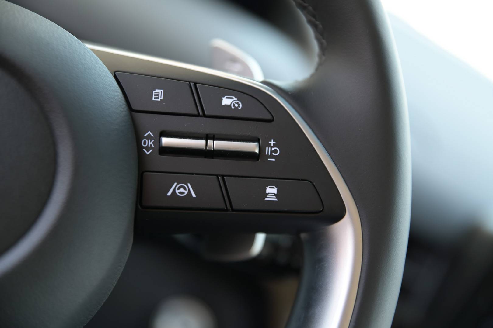 HYUNDAI STARIA - Foto 16