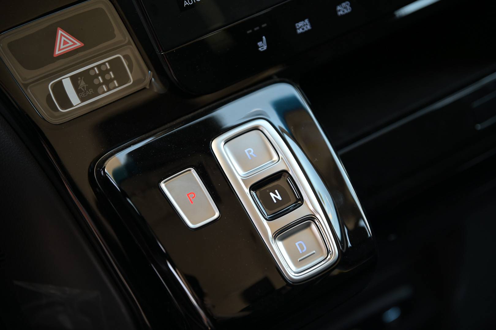 HYUNDAI STARIA - Foto 18