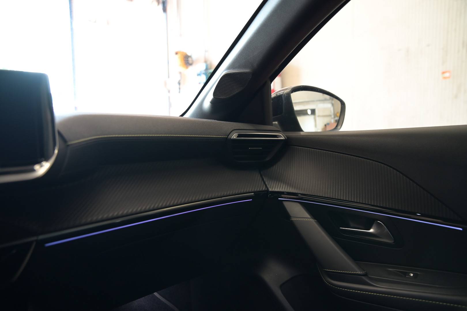 PEUGEOT 208 - Foto 11