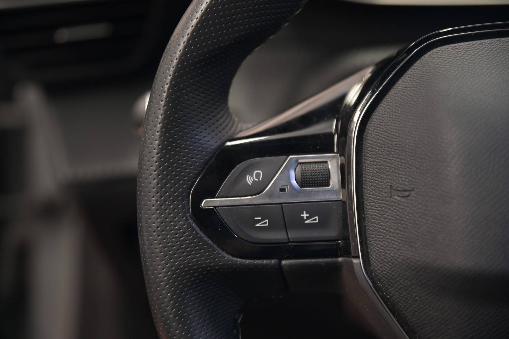PEUGEOT 208 - Foto 14