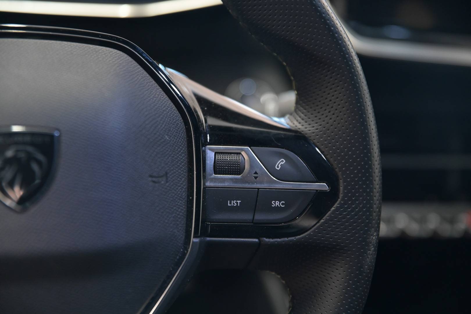 PEUGEOT 208 - Foto 15