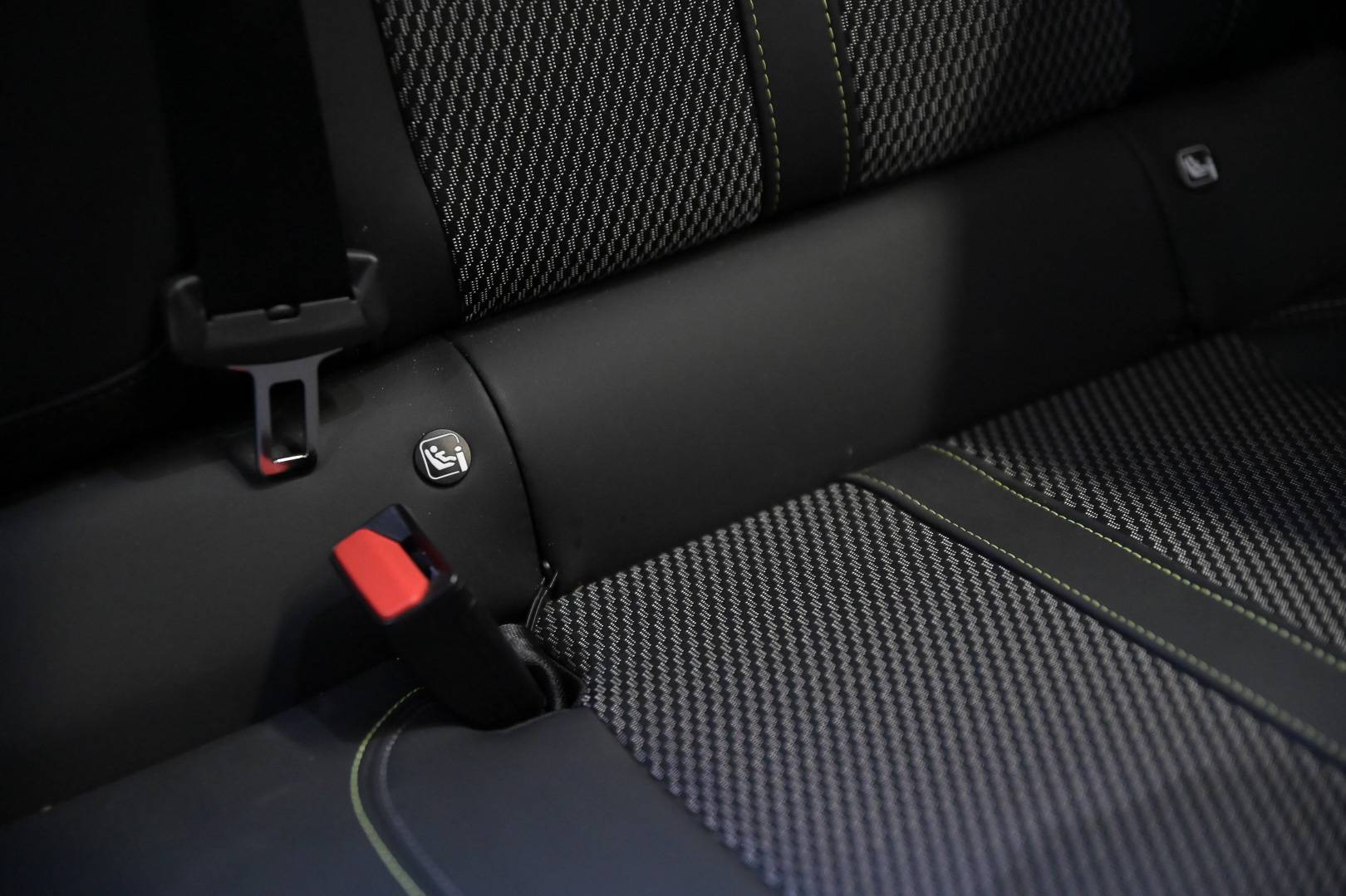 PEUGEOT 208 - Foto 23