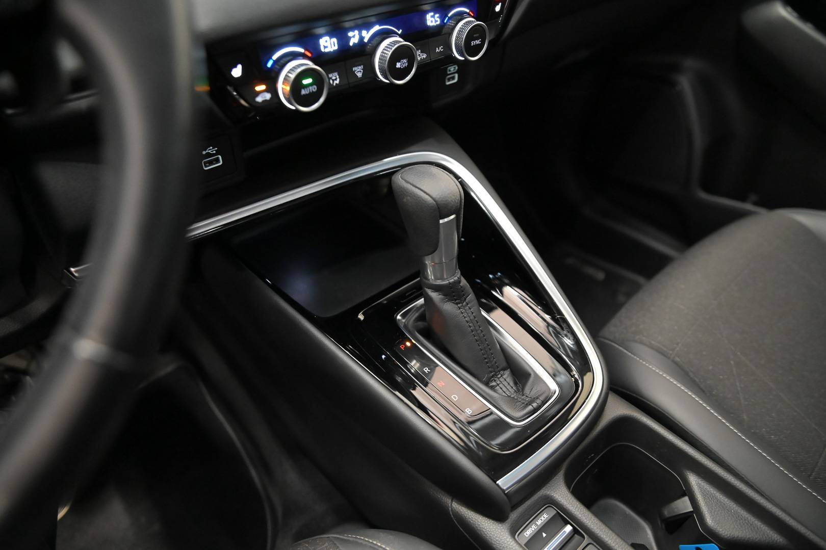 HONDA HR-V - Foto 14
