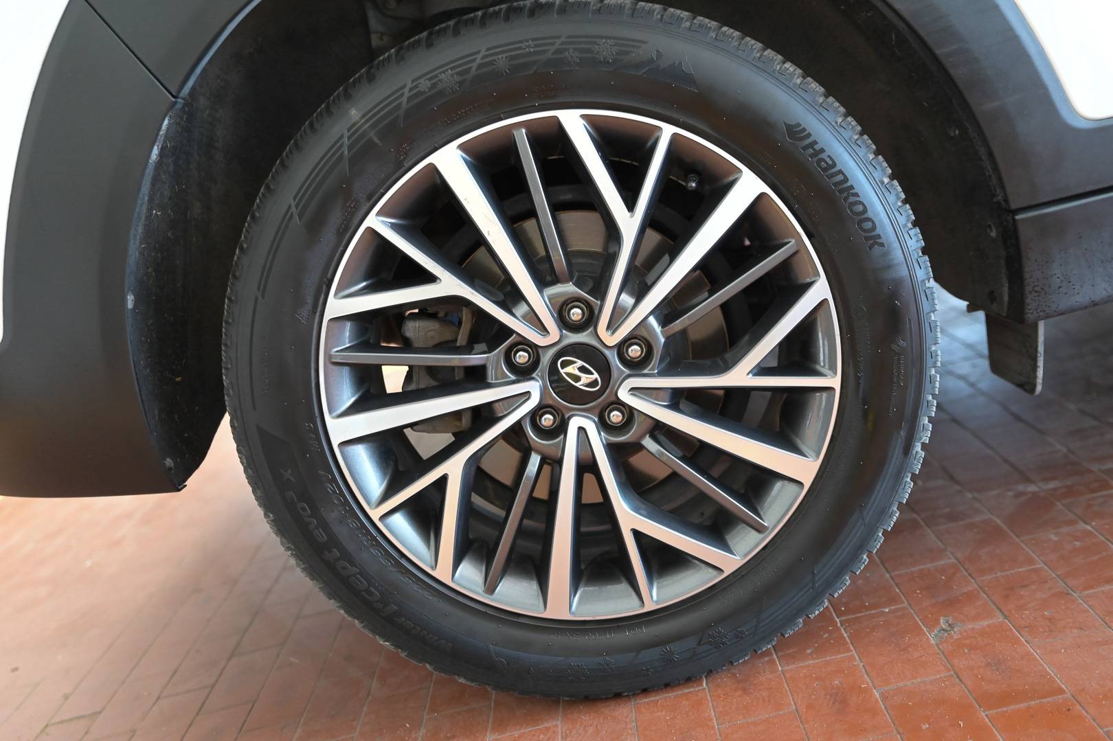HYUNDAI Tucson - Foto 7