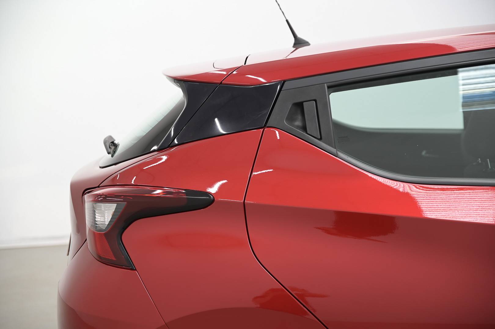 NISSAN Micra - Foto 9