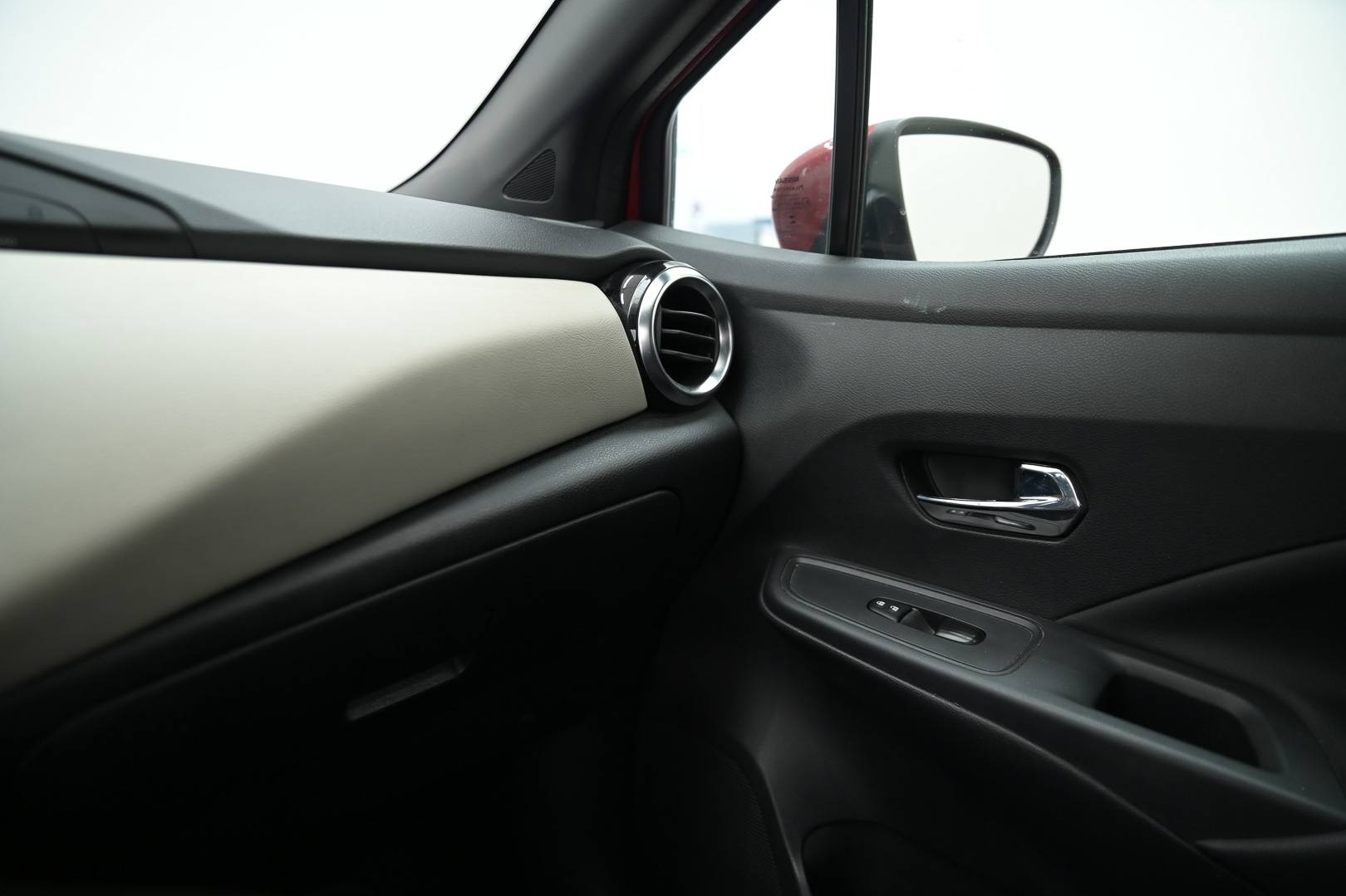 NISSAN Micra - Foto 15
