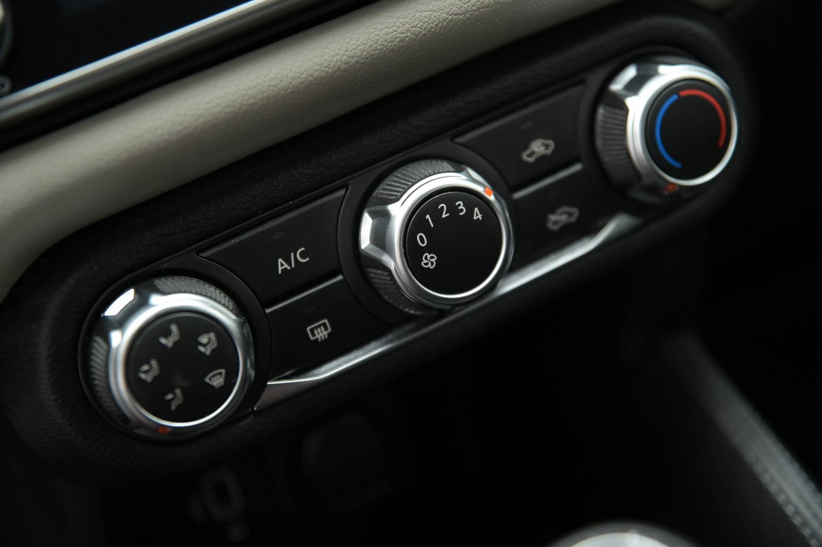 NISSAN Micra - Foto 22