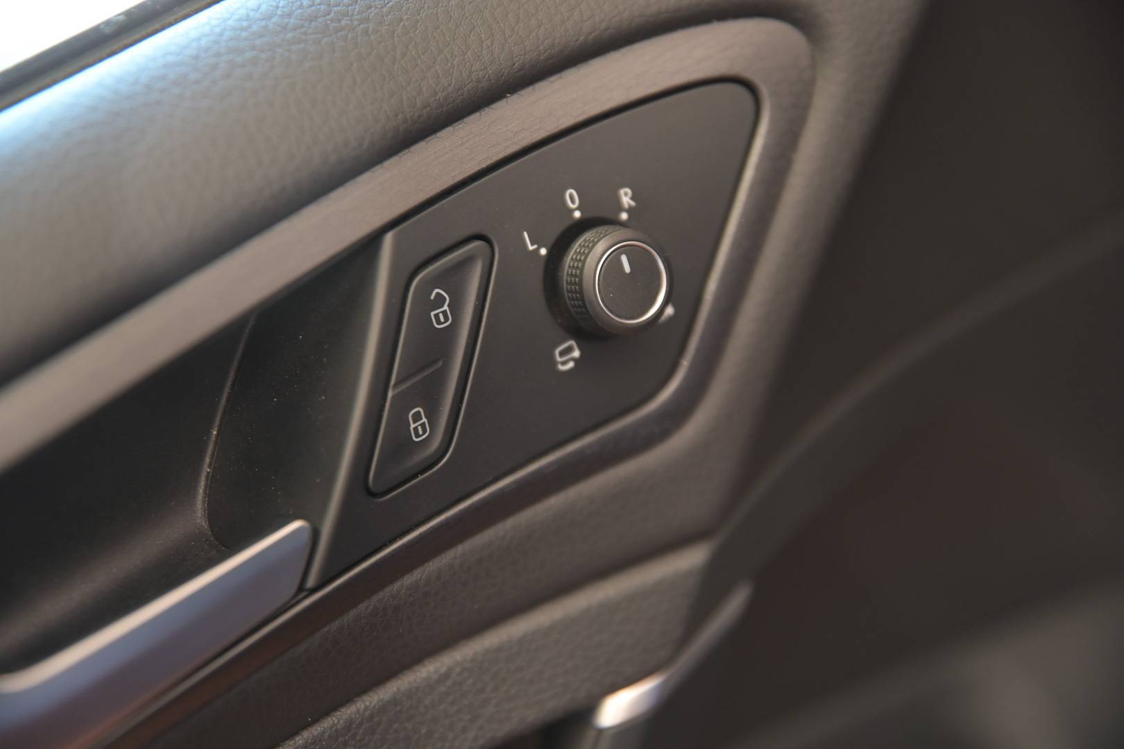 VOLKSWAGEN Golf - Foto 10