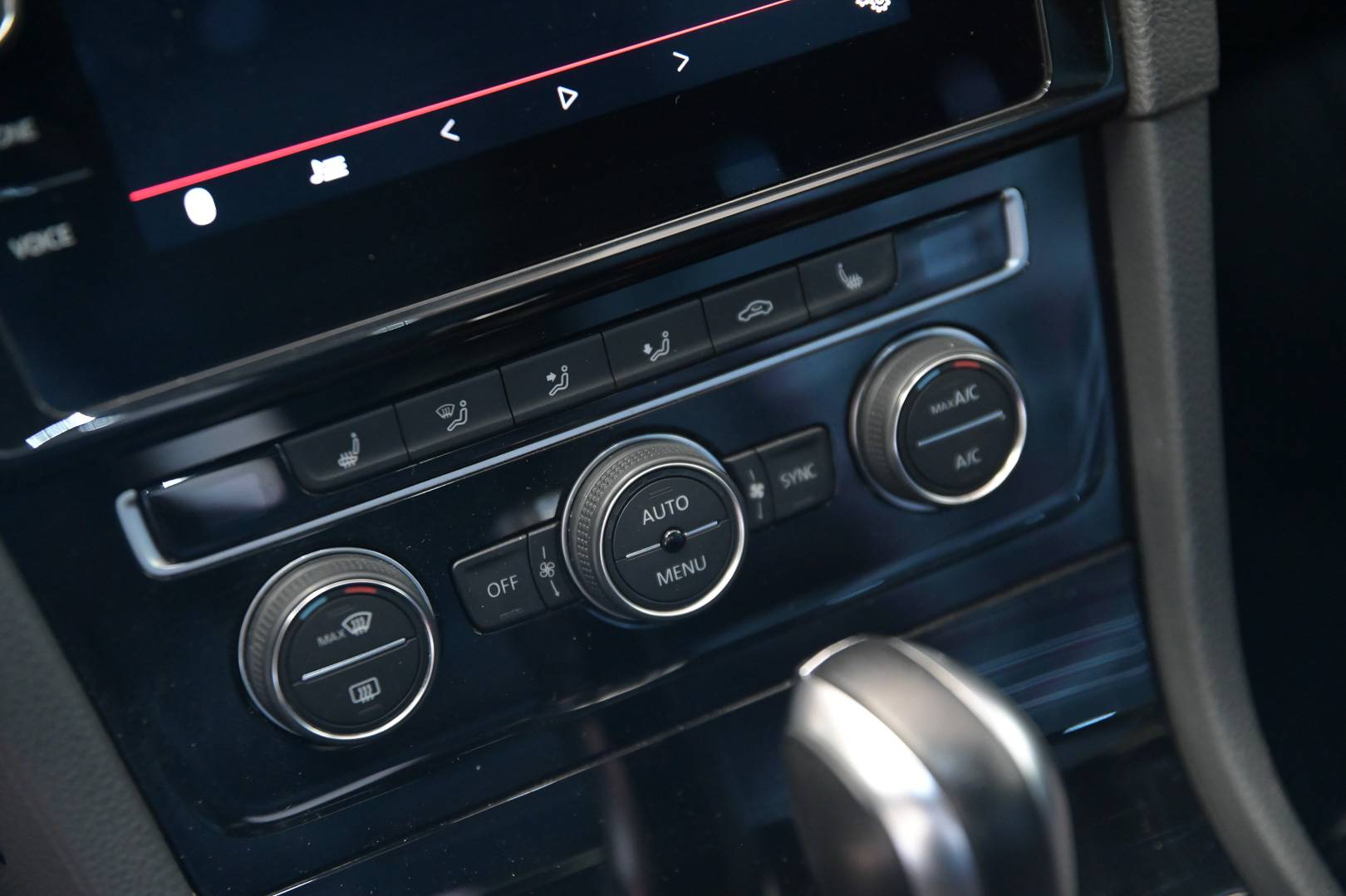 VOLKSWAGEN Golf - Foto 19