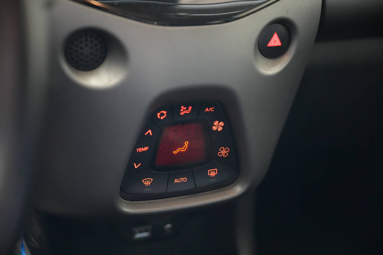 TOYOTA Aygo - Foto 17