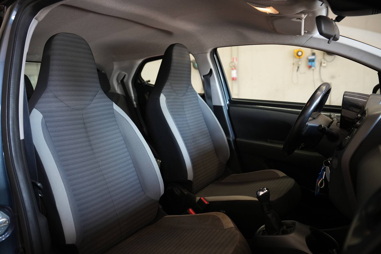 TOYOTA Aygo - Foto 21