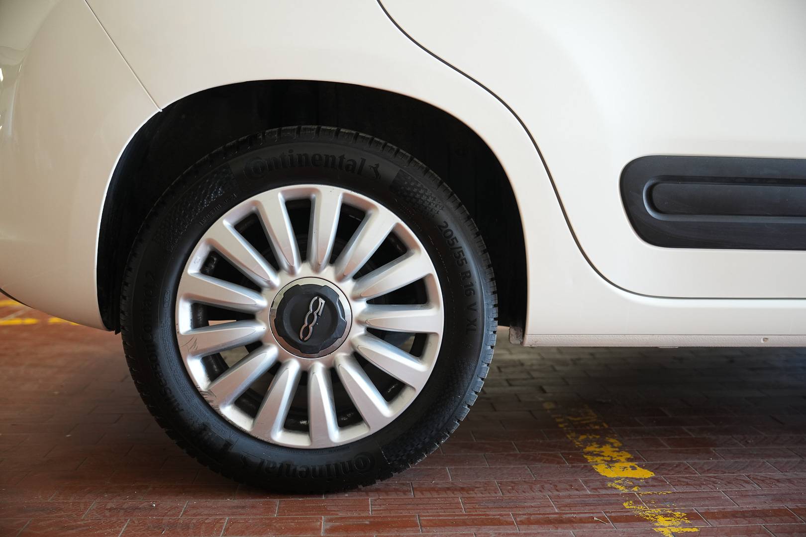 FIAT 500L - Foto 6