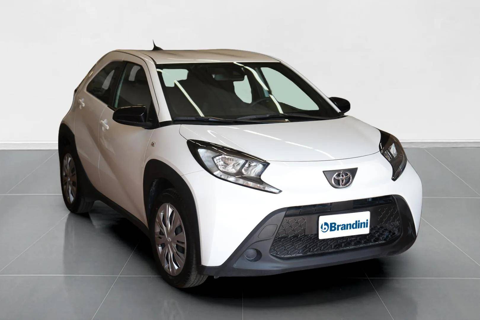TOYOTA Aygo - Foto 3