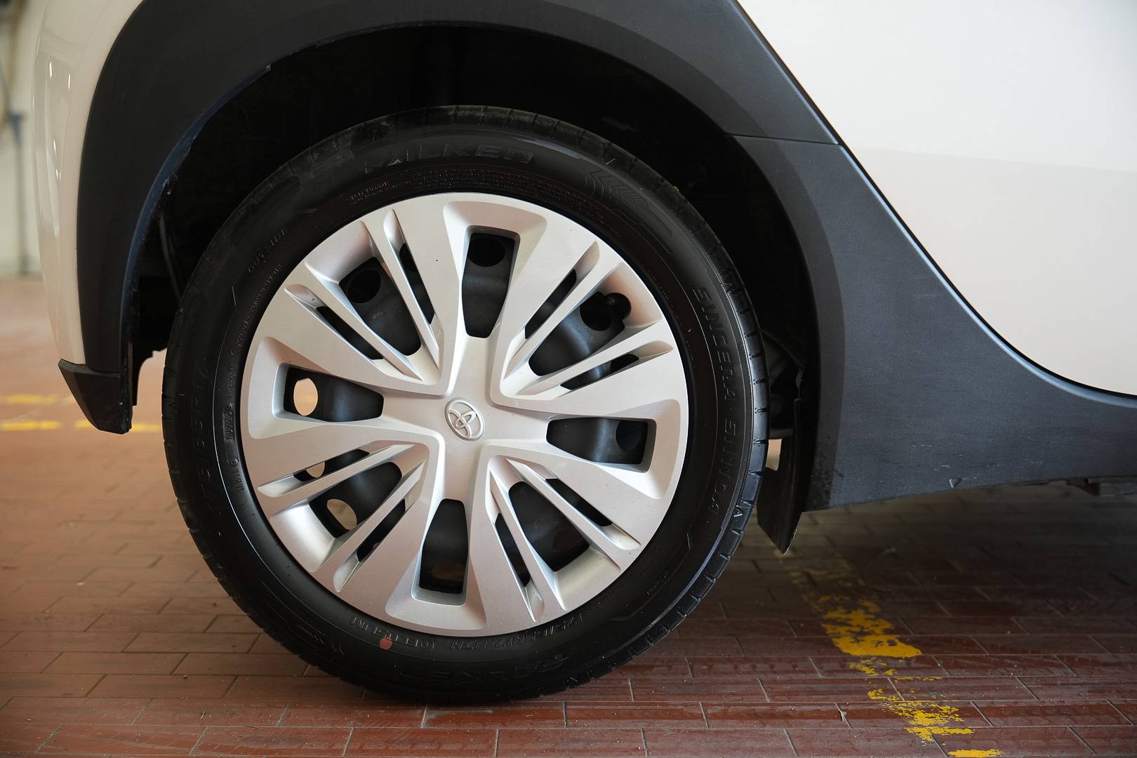 TOYOTA Aygo - Foto 6