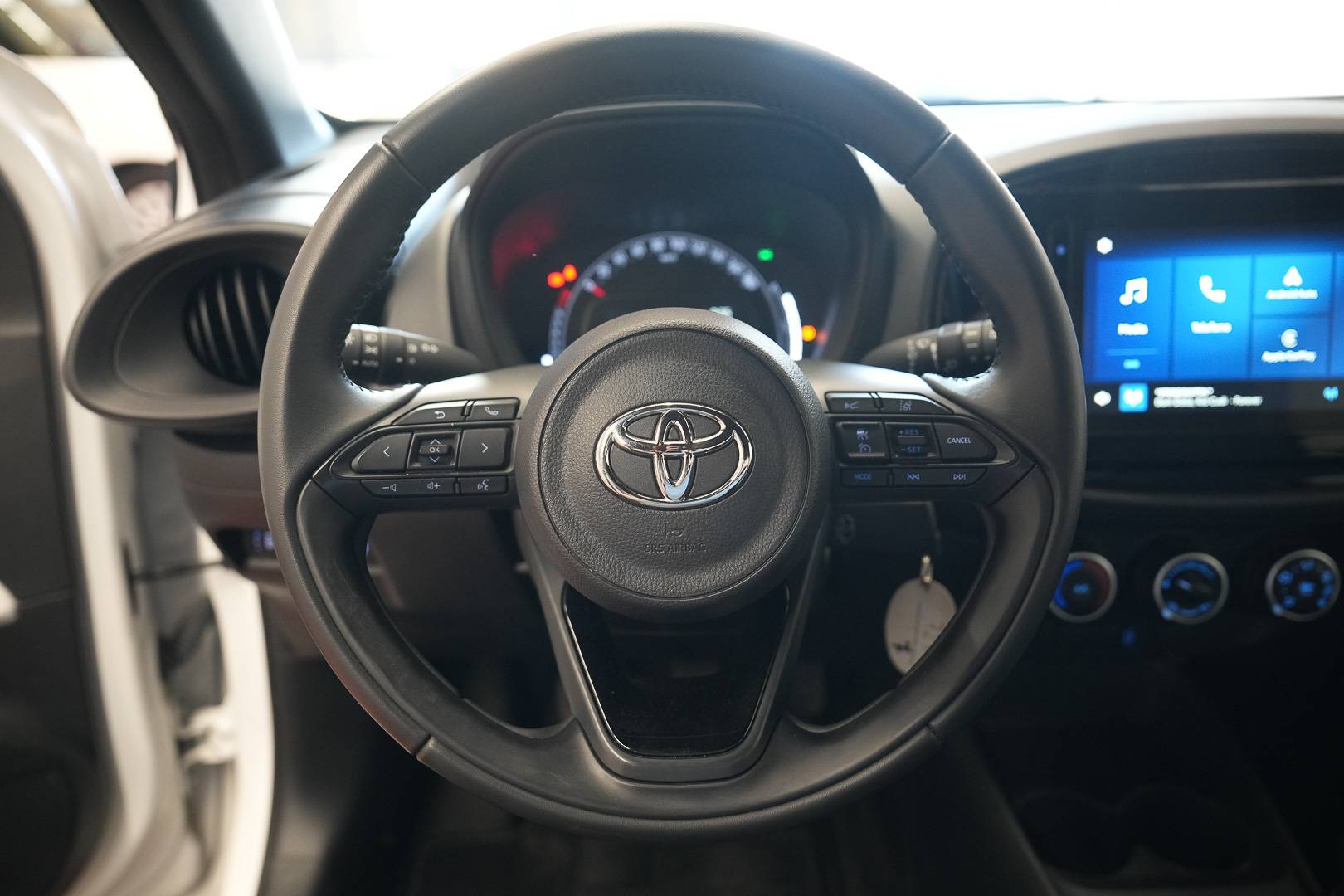 TOYOTA Aygo - Foto 10
