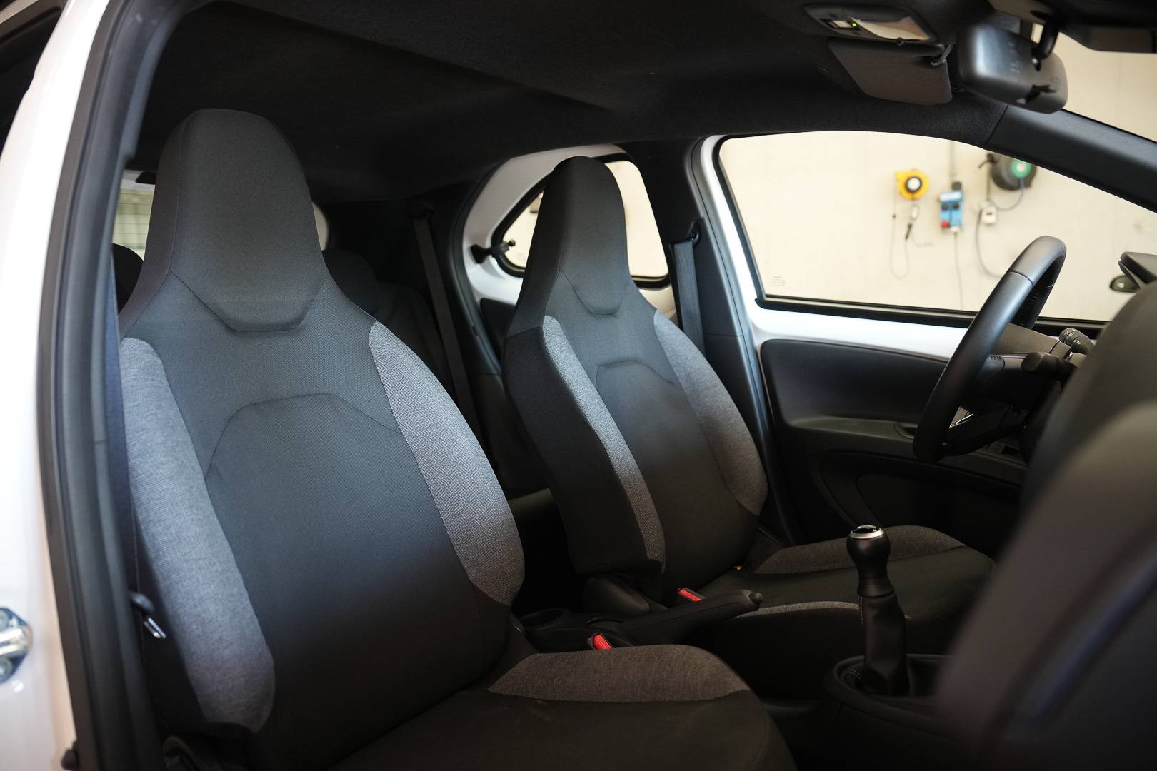 TOYOTA Aygo - Foto 19