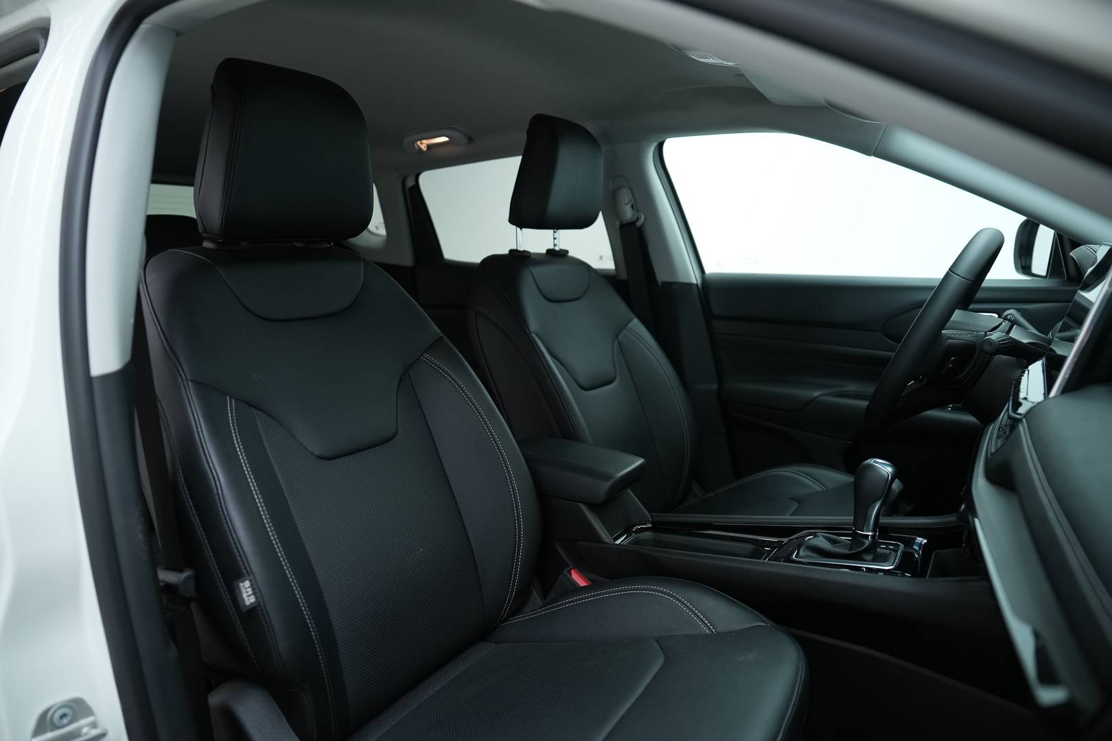JEEP Compass - Foto 21