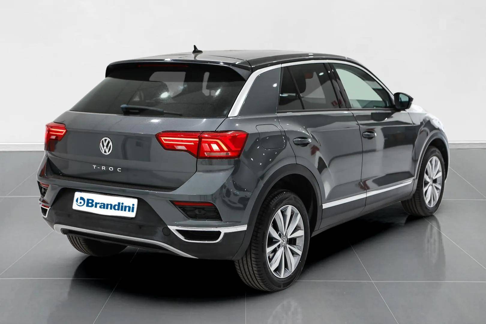 VOLKSWAGEN T-Roc - Foto 8