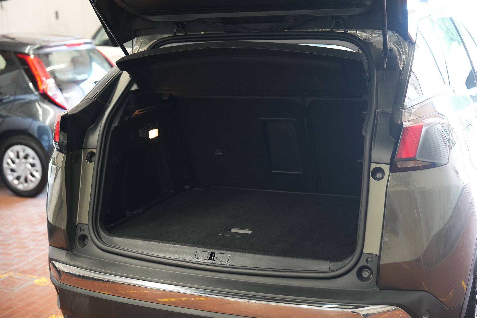 PEUGEOT 3008 - Foto 12