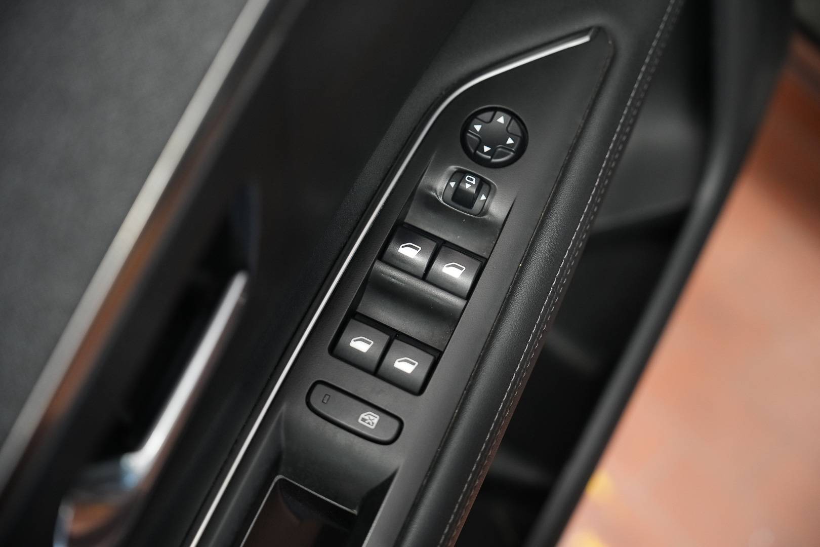 PEUGEOT 3008 - Foto 13