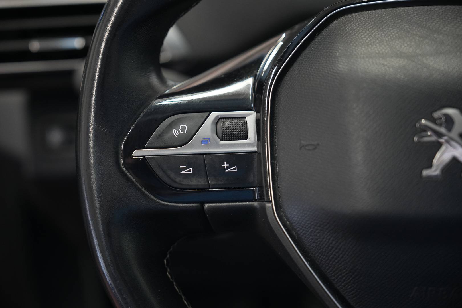 PEUGEOT 3008 - Foto 15