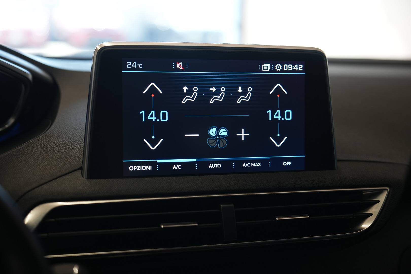 PEUGEOT 3008 - Foto 18