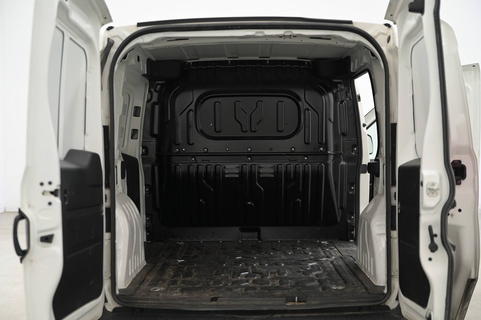 FIAT Doblo Cargo - Foto 6
