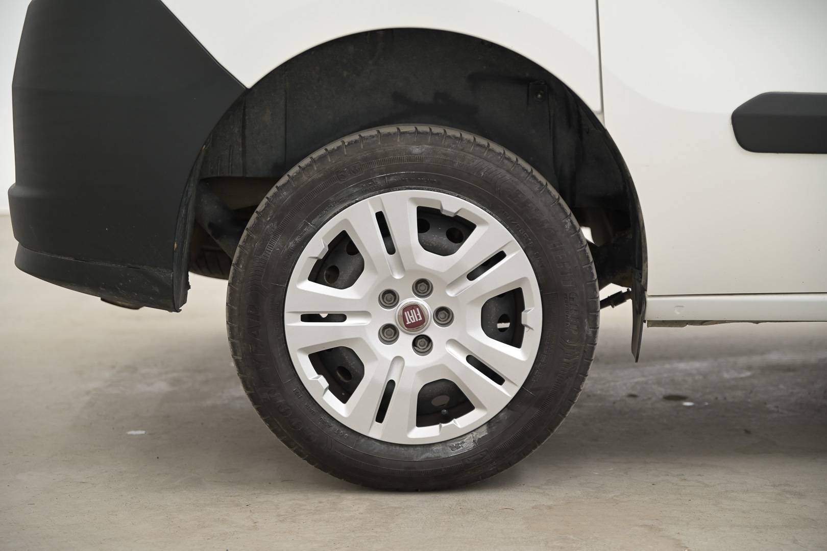 FIAT Doblo Cargo - Foto 9