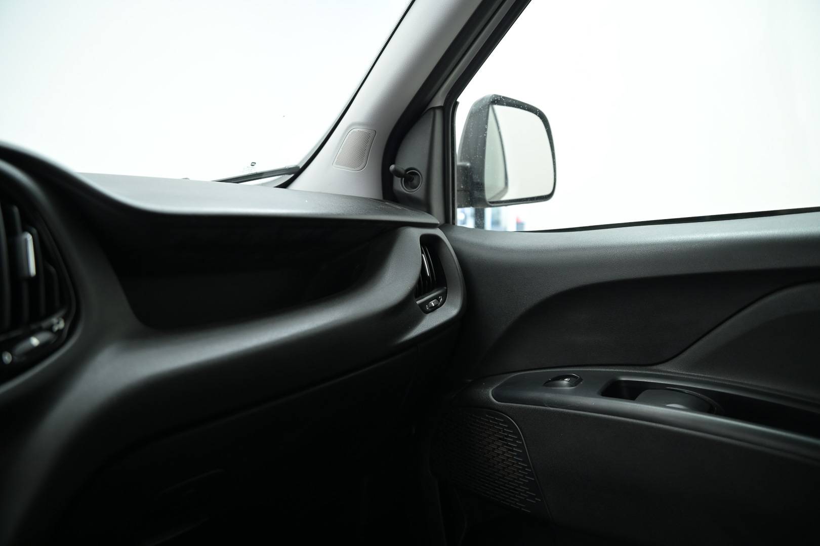 FIAT Doblo Cargo - Foto 15