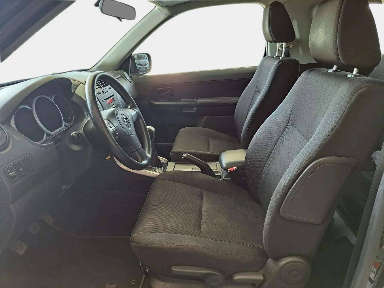 SUZUKI Grand Vitara - Foto 20
