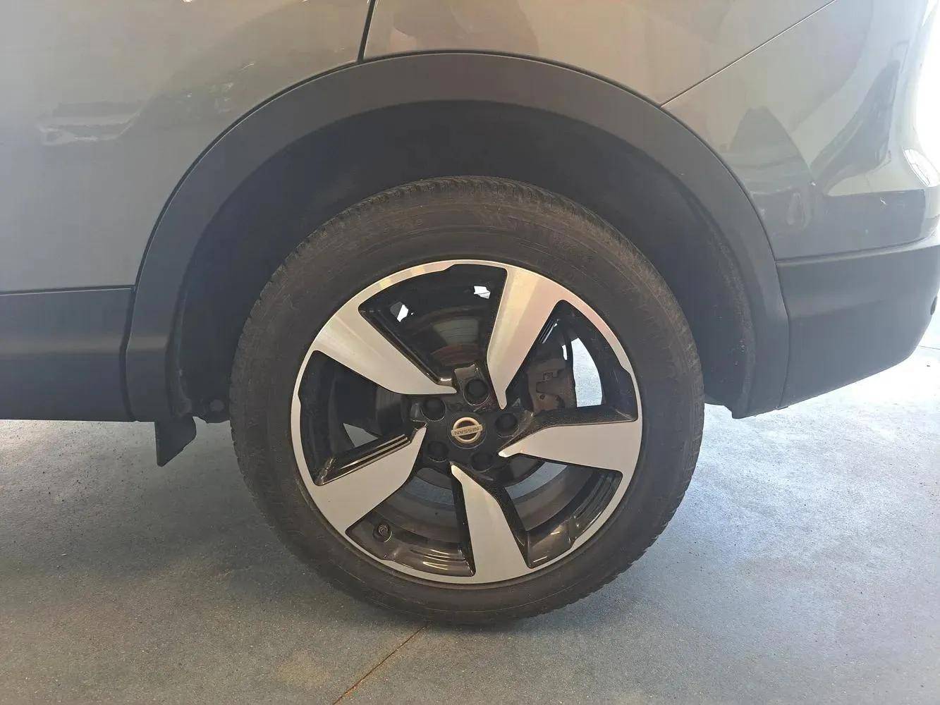 NISSAN Qashqai - Foto 9