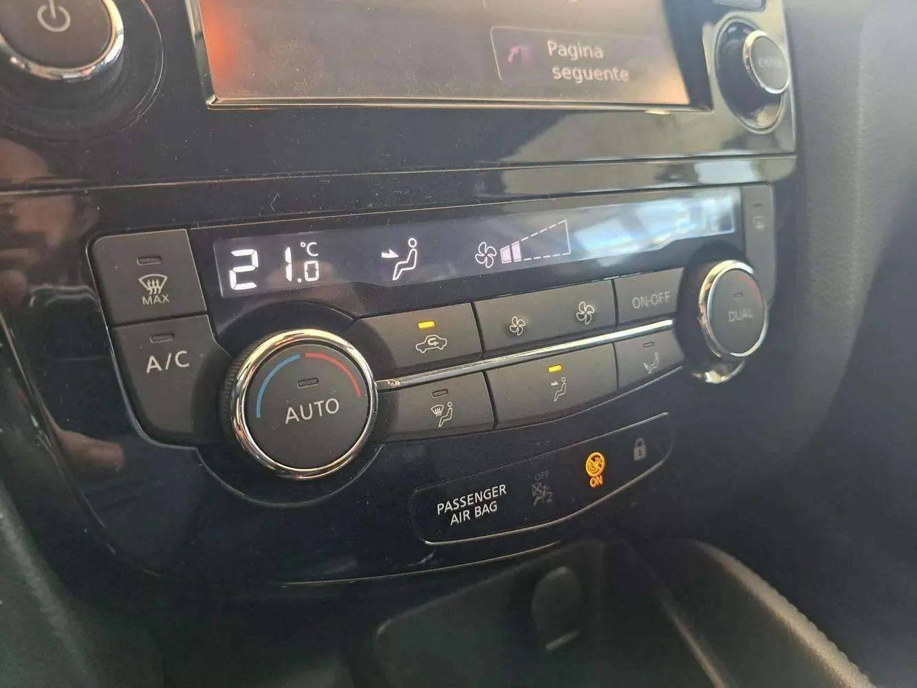 NISSAN Qashqai - Foto 16
