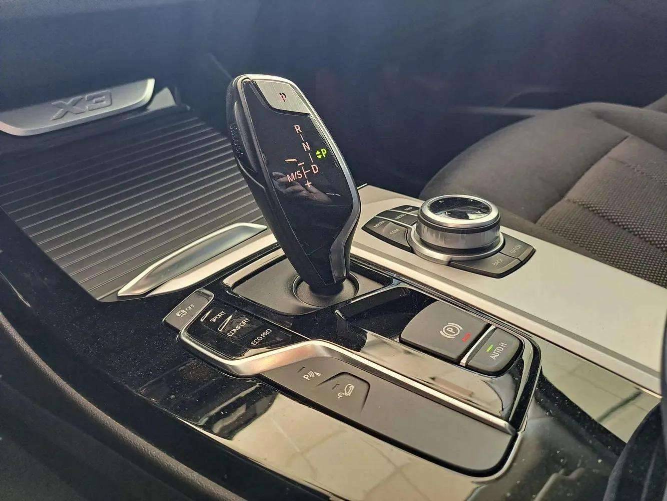 BMW X3 - Foto 19