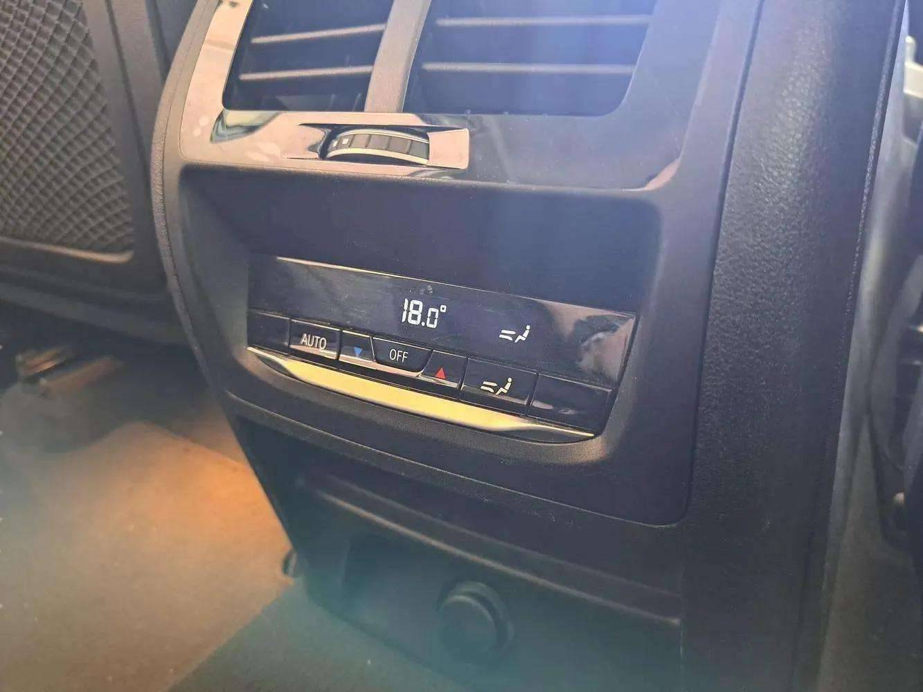 BMW X3 - Foto 25