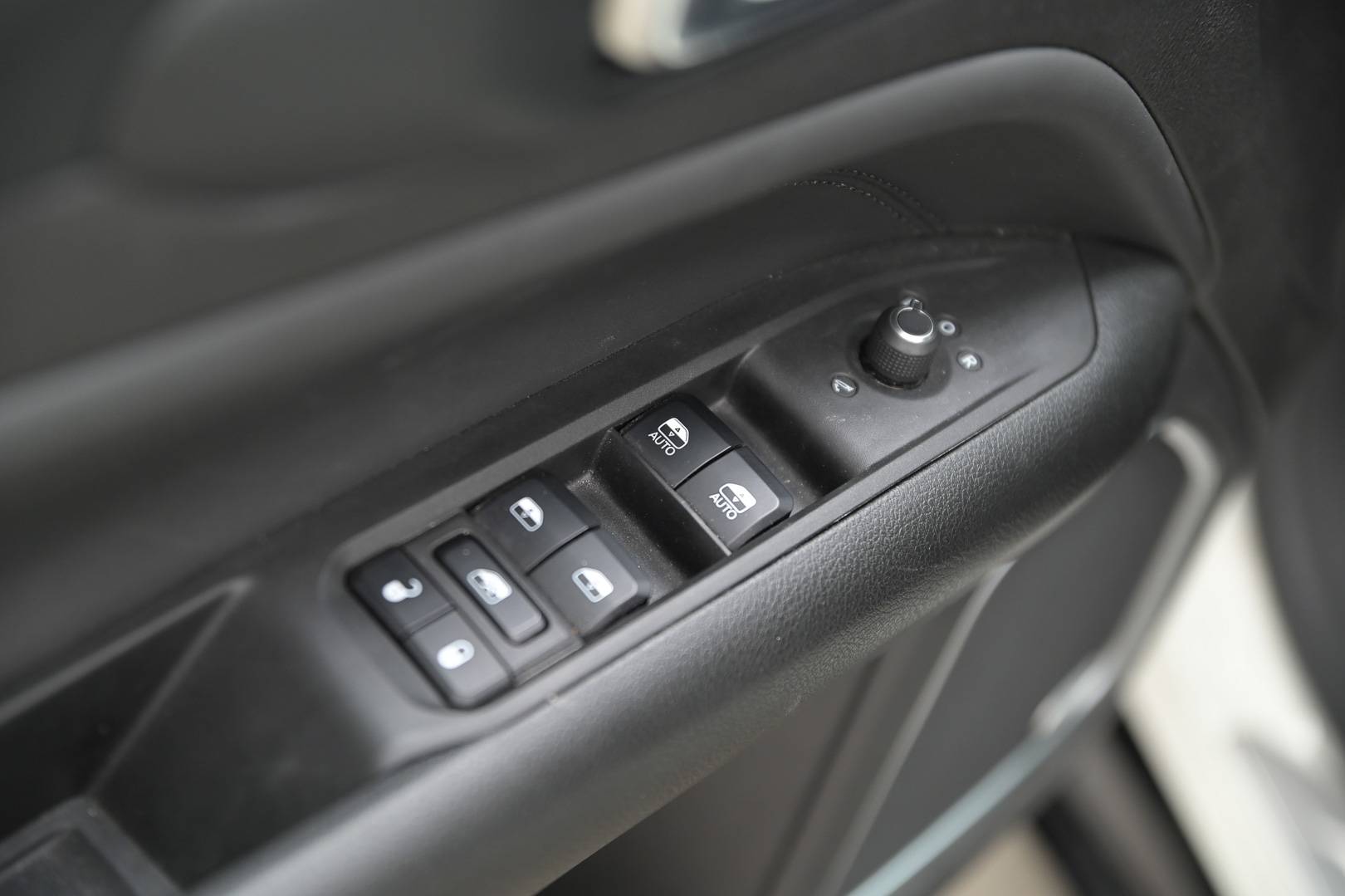 JEEP Compass - Foto 13