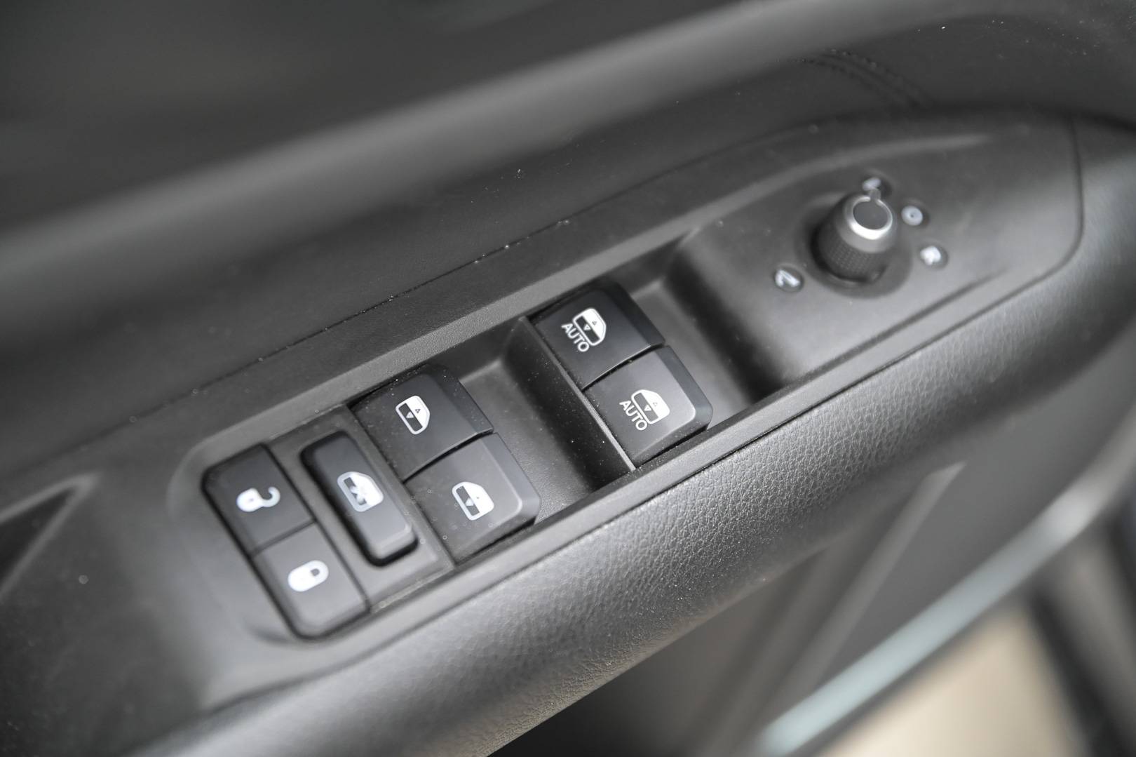 JEEP Compass - Foto 13