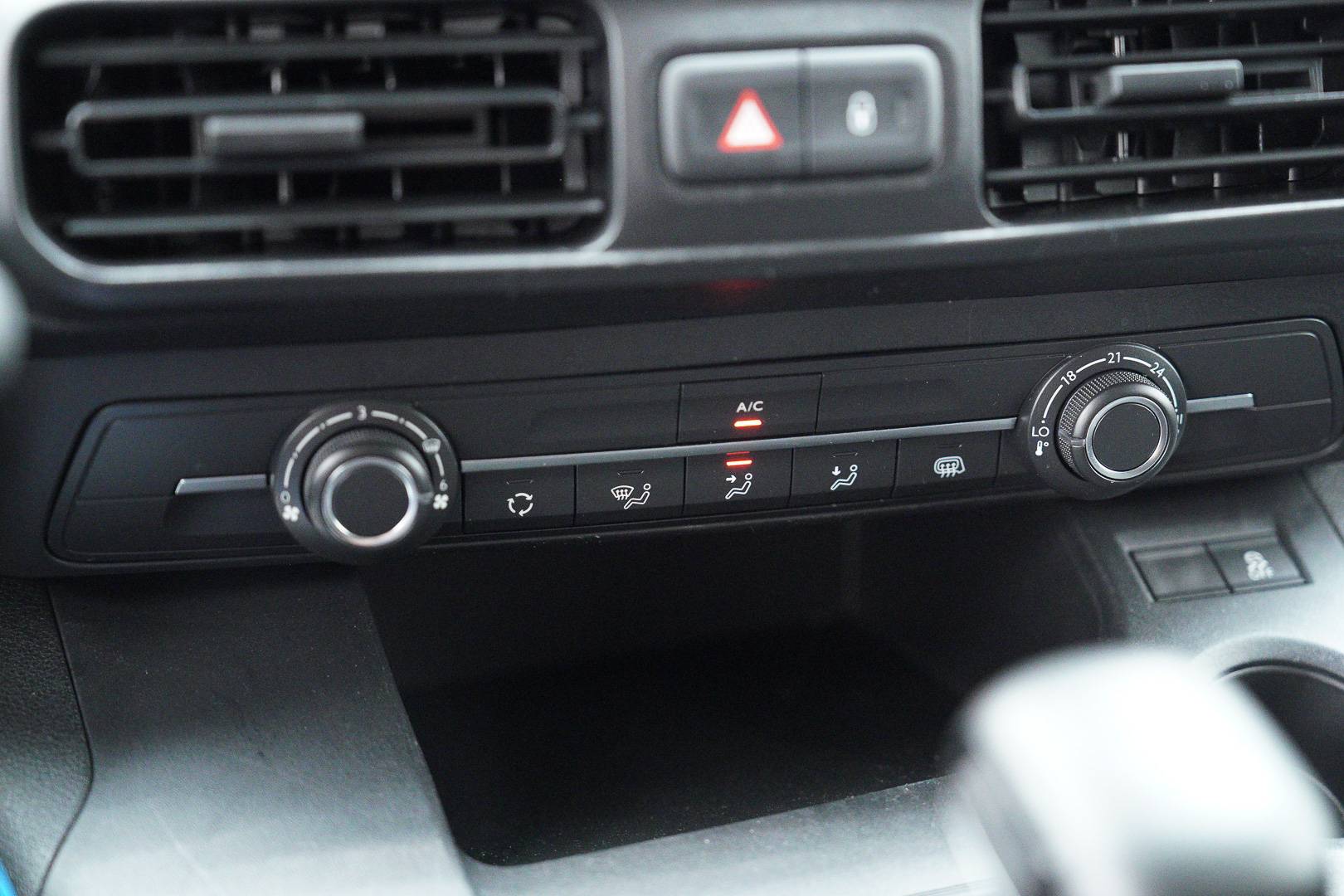 TOYOTA Proace - Foto 16
