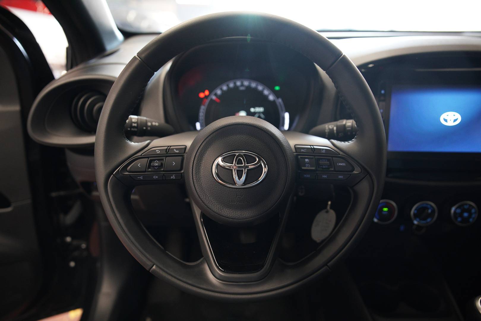 TOYOTA Aygo - Foto 10