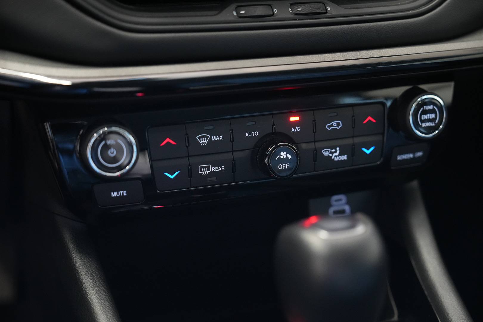 JEEP Compass - Foto 16