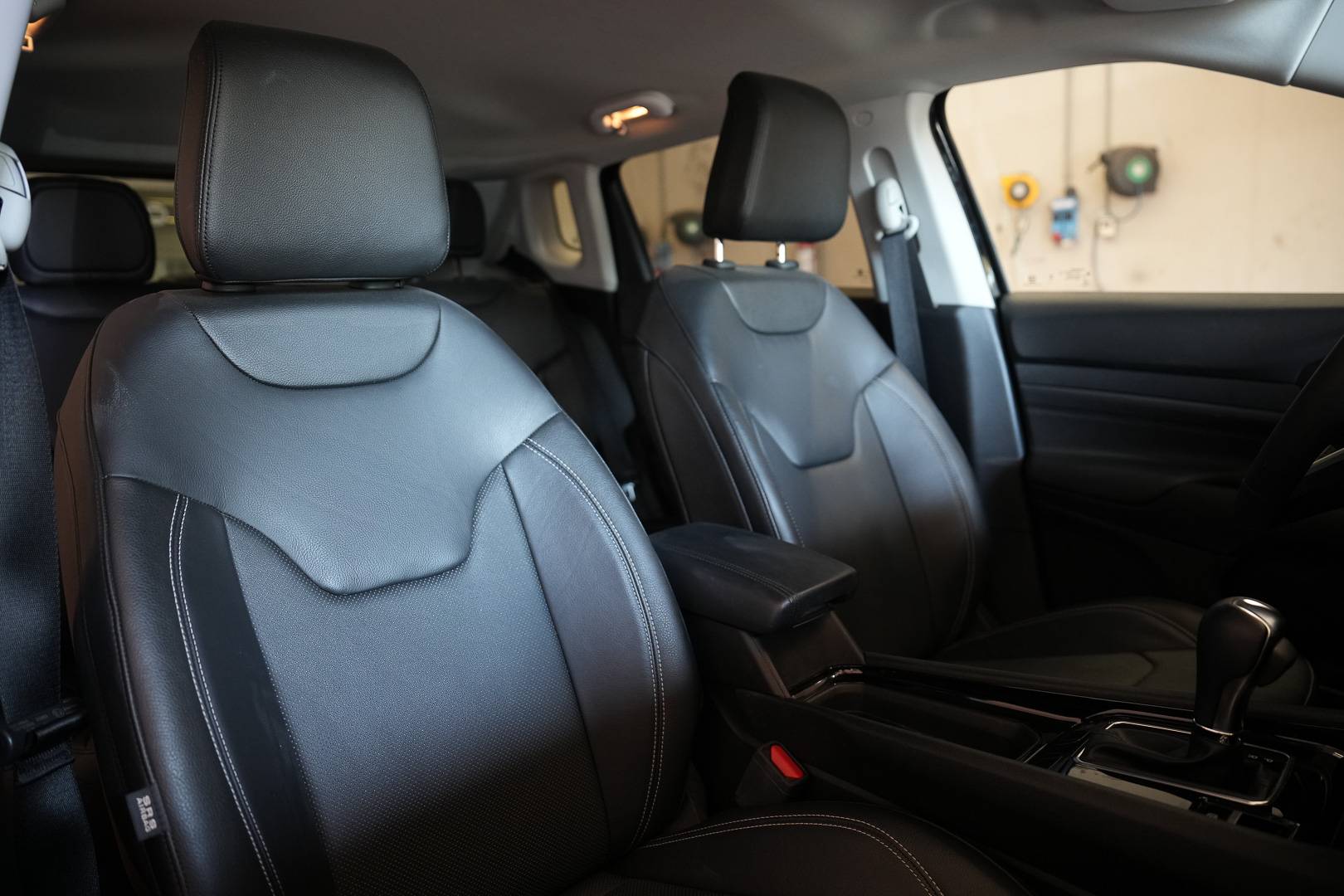 JEEP Compass - Foto 20