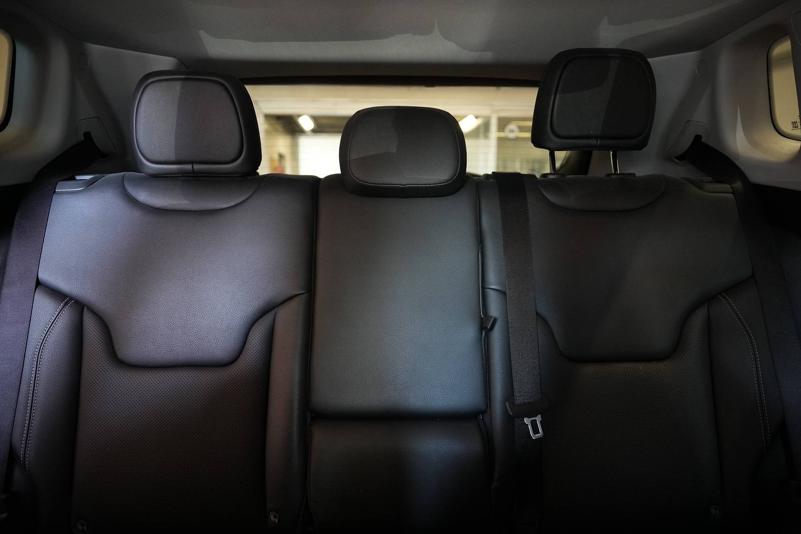 JEEP Compass - Foto 22