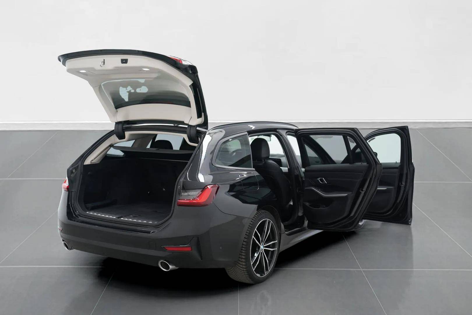 BMW Serie 3 Touring - Foto 9
