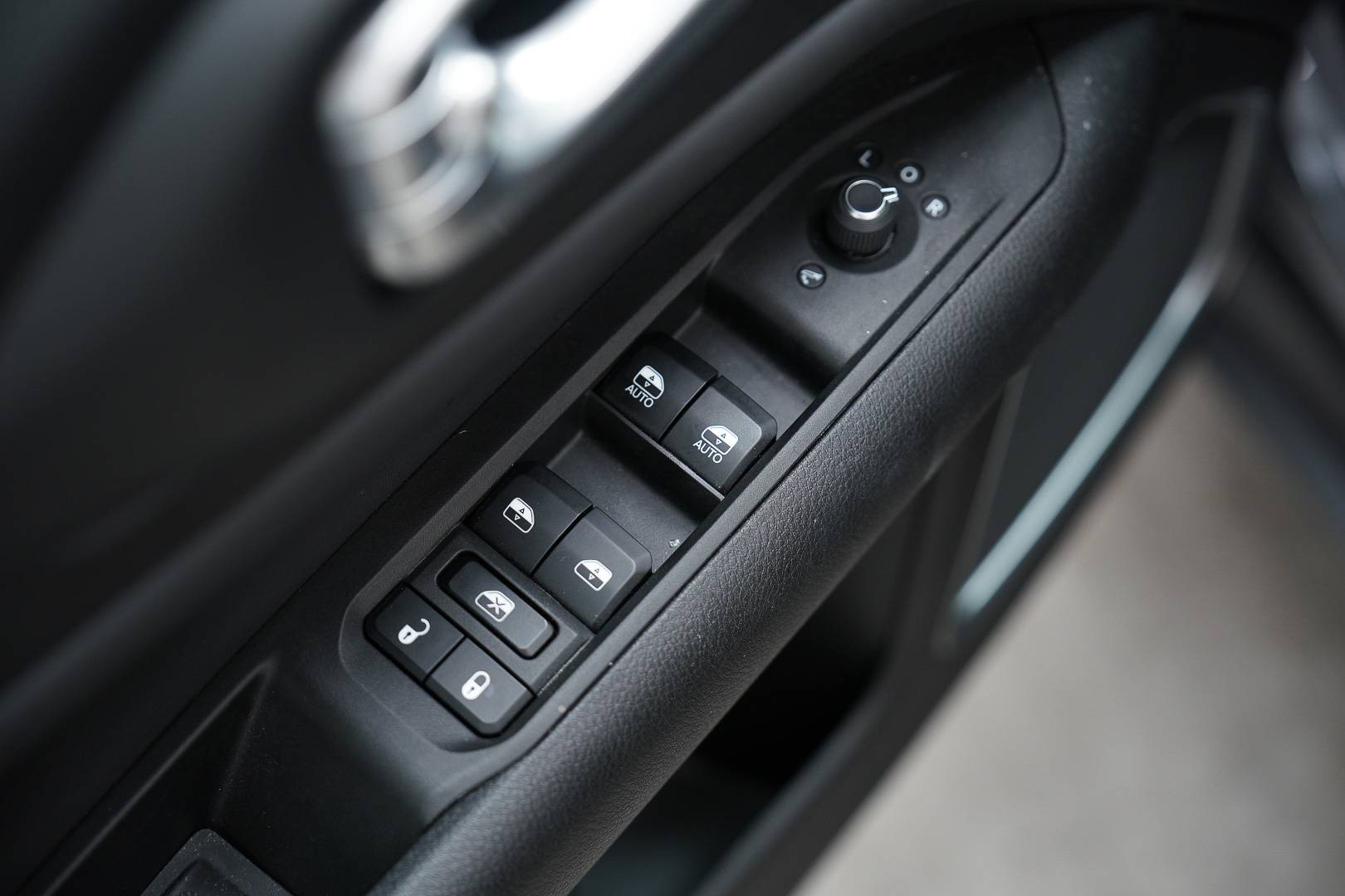 JEEP Compass - Foto 10