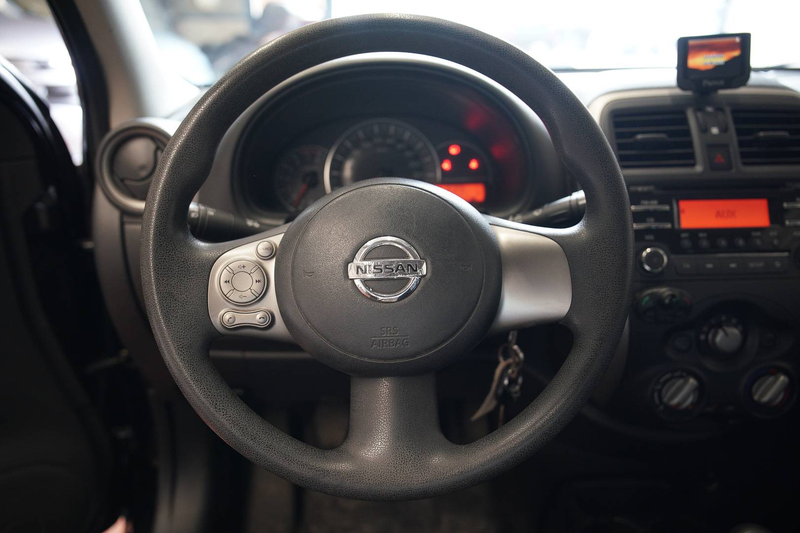 NISSAN Micra - Foto 10