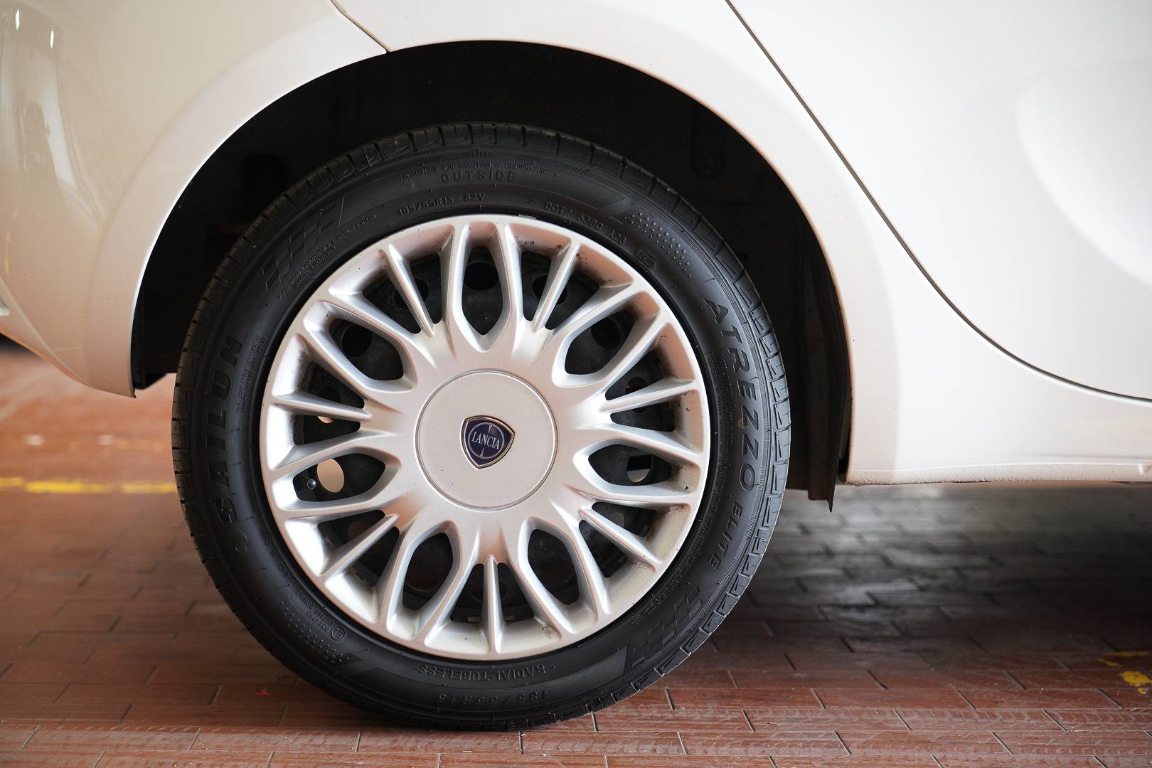 LANCIA Ypsilon - Foto 6
