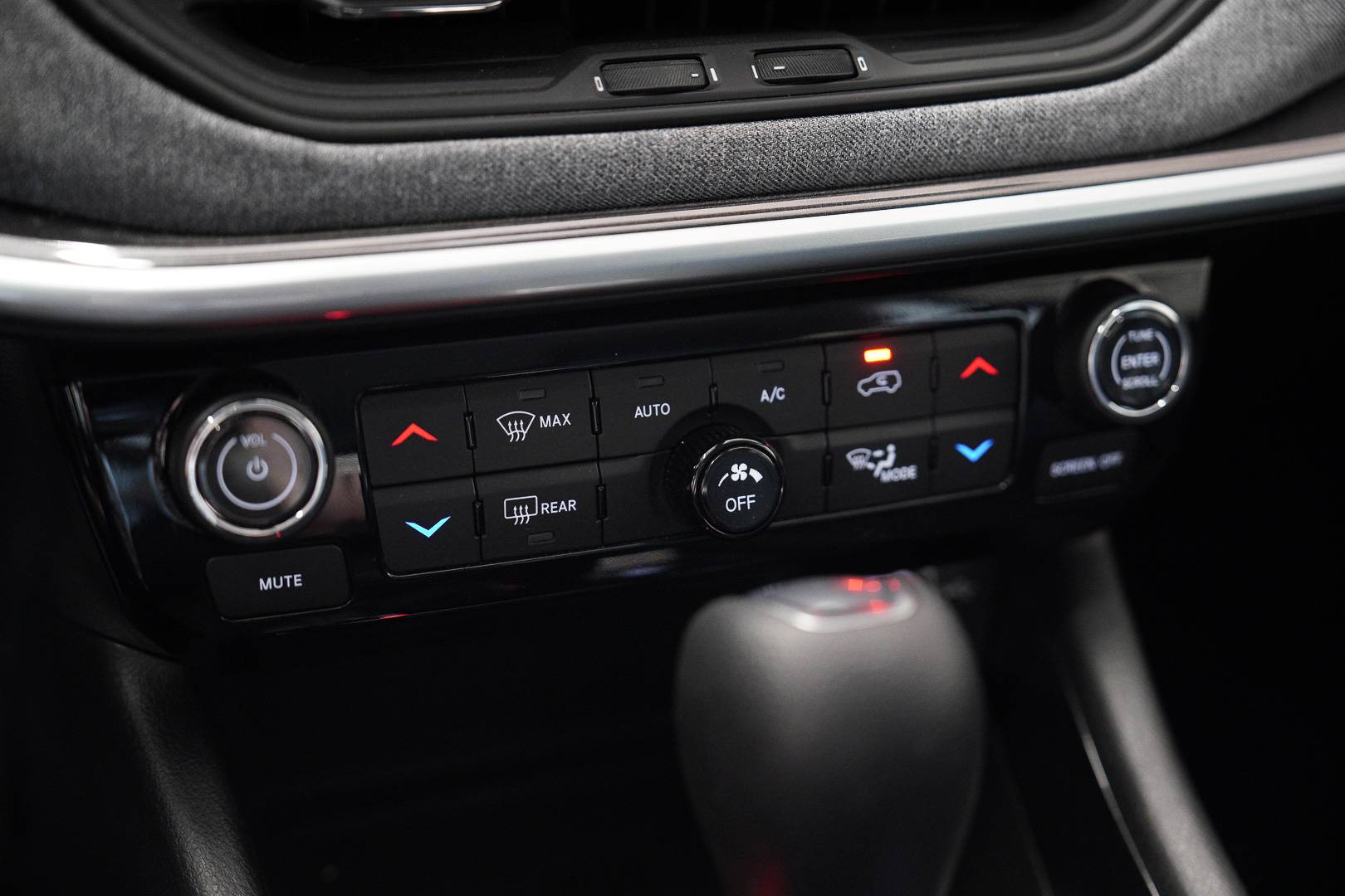 JEEP Compass - Foto 16