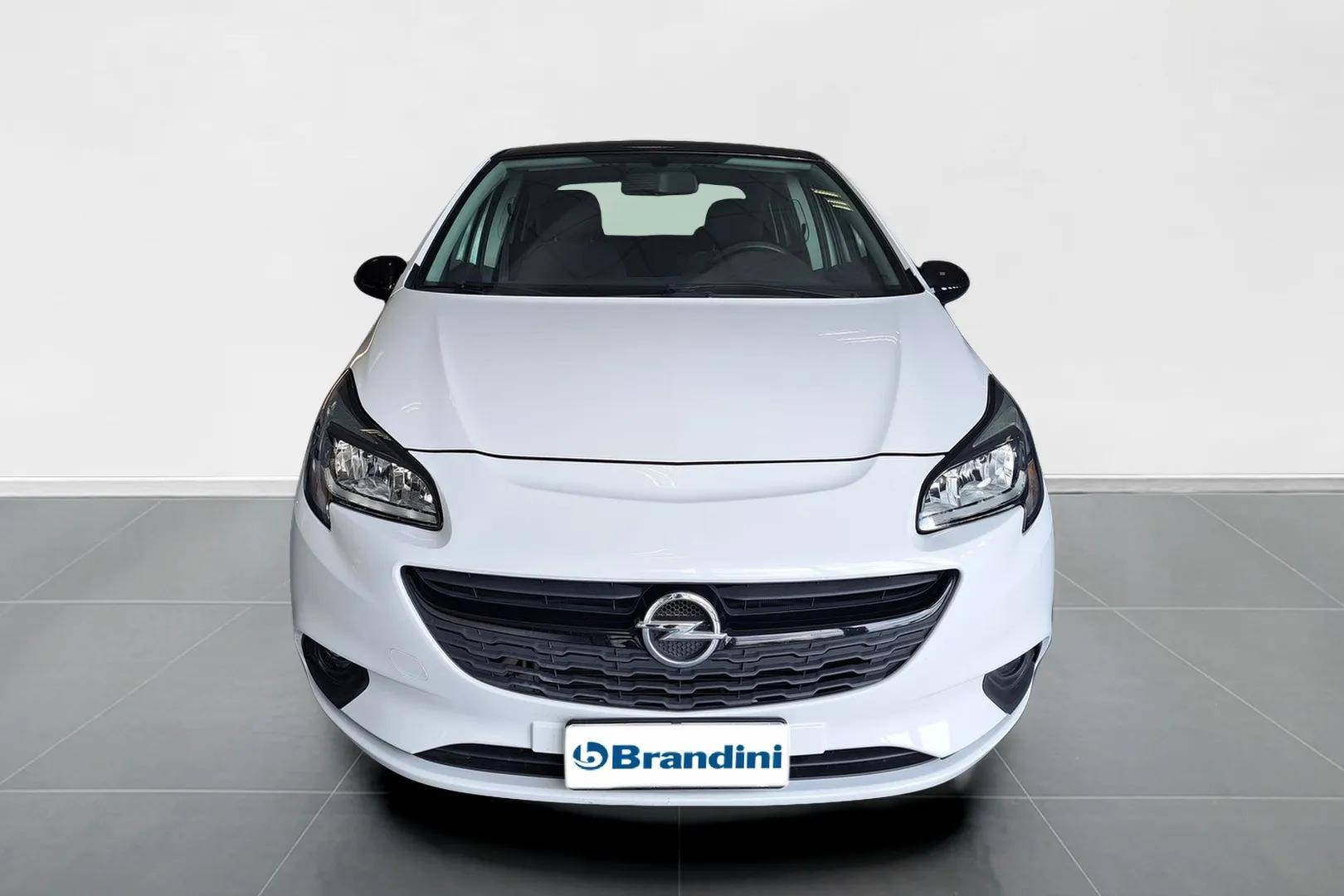 OPEL Corsa - Foto 2