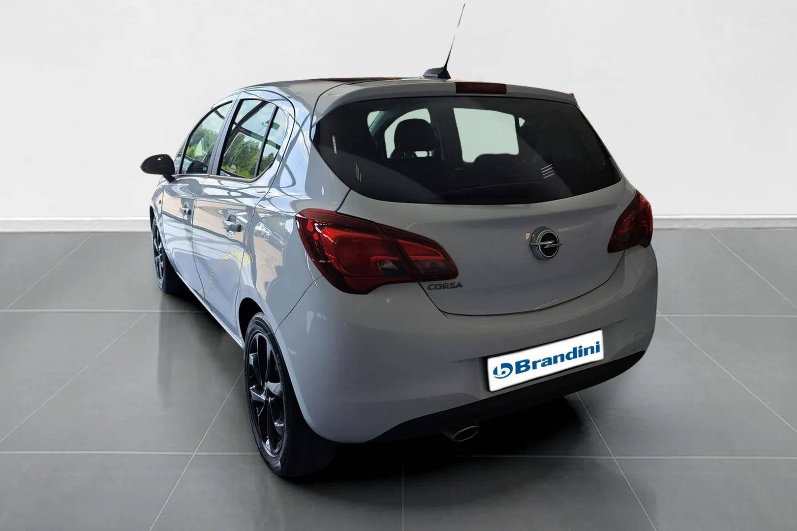 OPEL Corsa - Foto 7
