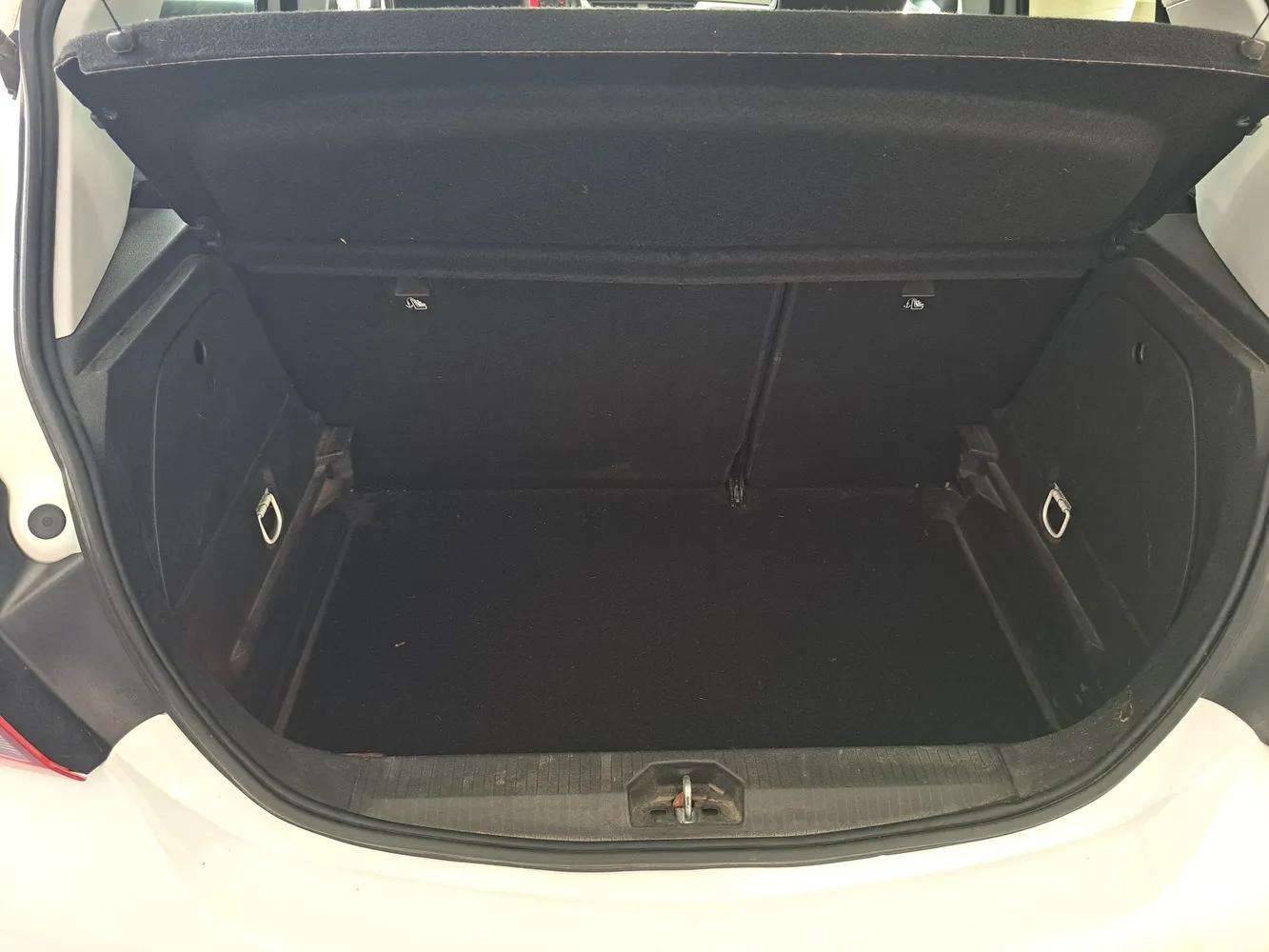 OPEL Corsa - Foto 23