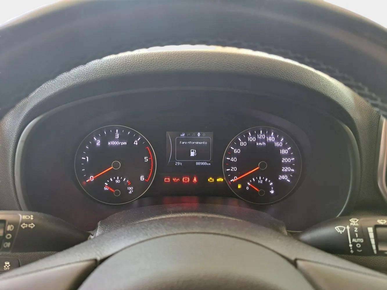 KIA Sportage - Foto 11